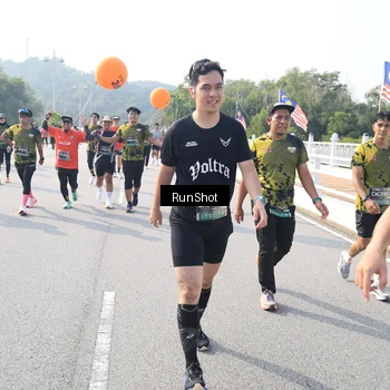 Runner Photo 6923308
