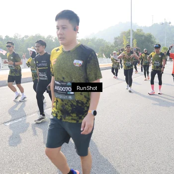 Runner Photo 6923311
