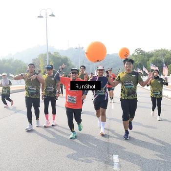 Runner Photo 6923321