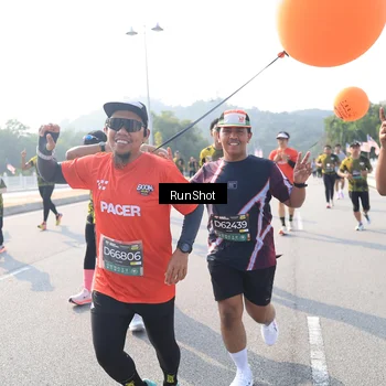 Runner Photo 6923339