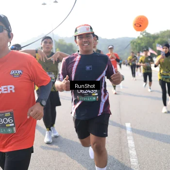 Runner Photo 6923345