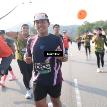 Runner Photo 6923346