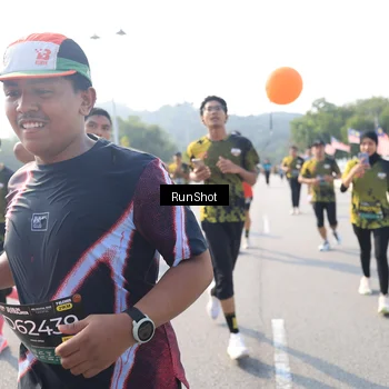 Runner Photo 6923351
