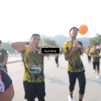 Runner Photo 6923353