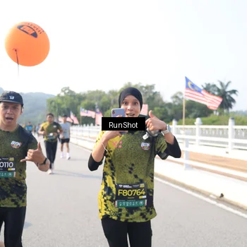 Runner Photo 6923366