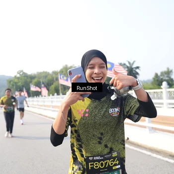 Runner Photo 6923375