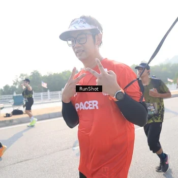 Runner Photo 6923389