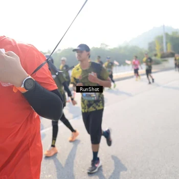 Runner Photo 6923391