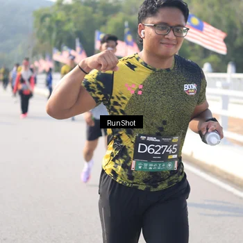 Runner Photo 6923406