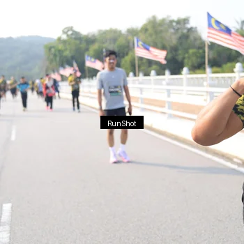 Runner Photo 6923415