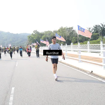 Runner Photo 6923422