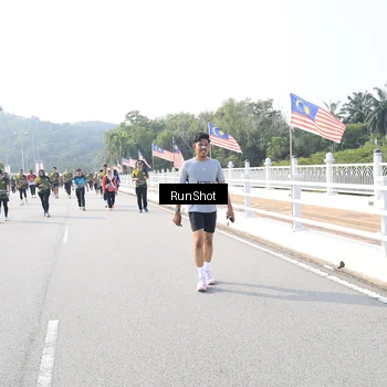 Runner Photo 6923423
