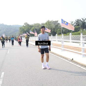 Runner Photo 6923426