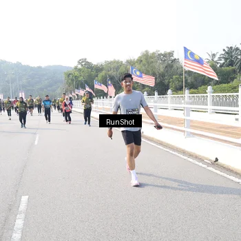 Runner Photo 6923432