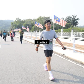Runner Photo 6923436