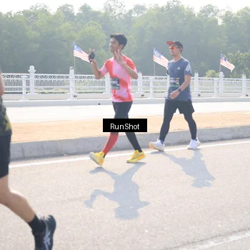 Runner Photo 6923447