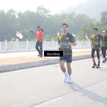 Runner Photo 6923459
