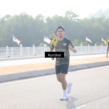 Runner Photo 6923461