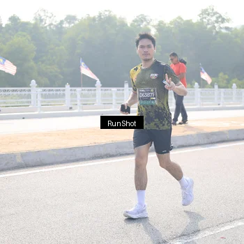 Runner Photo 6923471