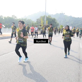 Runner Photo 6923477