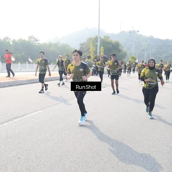 Runner Photo 6923482