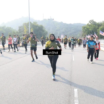 Runner Photo 6923487
