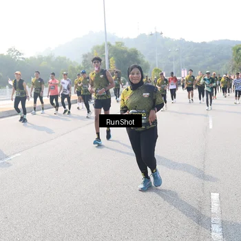 Runner Photo 6923488