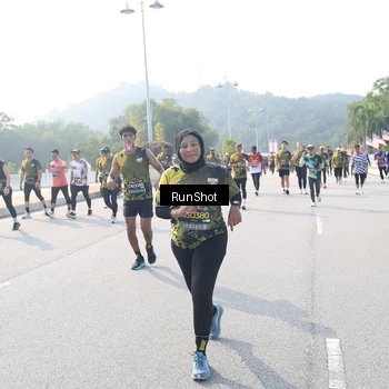 Runner Photo 6923490