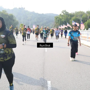 Runner Photo 6923493