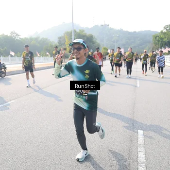 Runner Photo 6923530