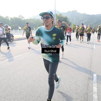 Runner Photo 6923532