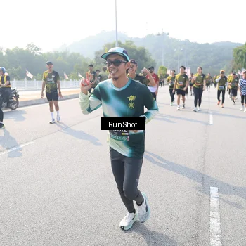 Runner Photo 6923533
