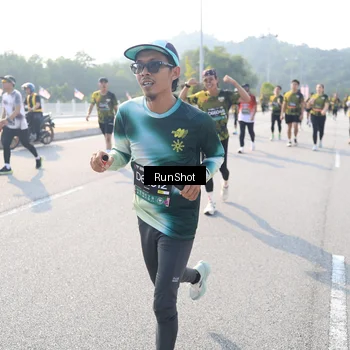 Runner Photo 6923538