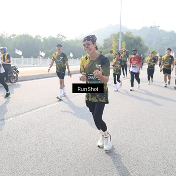 Runner Photo 6923545