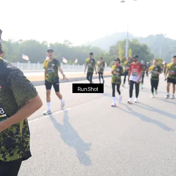 Runner Photo 6923556