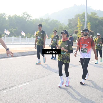 Runner Photo 6923557