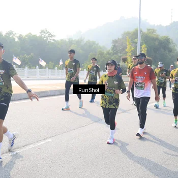Runner Photo 6923561