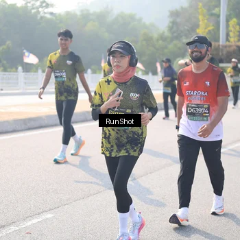 Runner Photo 6923563