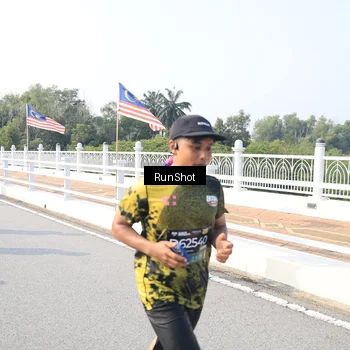 Runner Photo 6923571