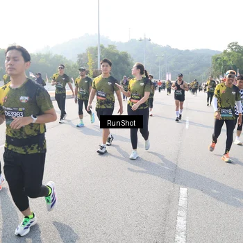 Runner Photo 6923580