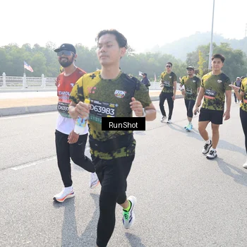 Runner Photo 6923583
