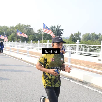 Runner Photo 6923585