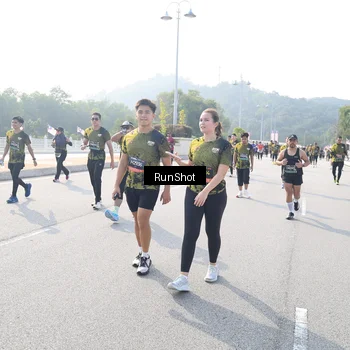 Runner Photo 6923588