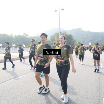 Runner Photo 6923592