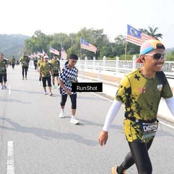 Runner Photo 6923599