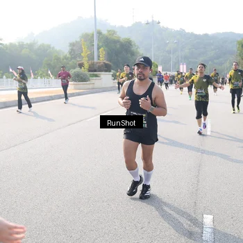Runner Photo 6923603