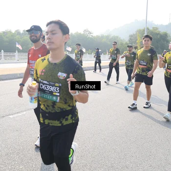 Runner Photo 6923621