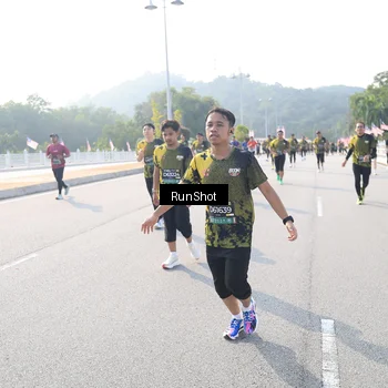 Runner Photo 6923623