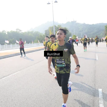Runner Photo 6923624