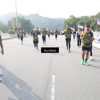 Runner Photo 6923632